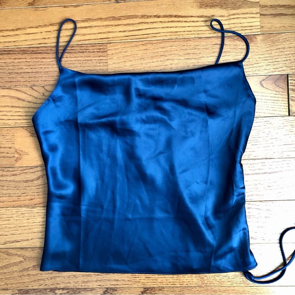 AQUA navy square neck silky camisole with ruched side Women’s size M NWT - Picture 8 of 8